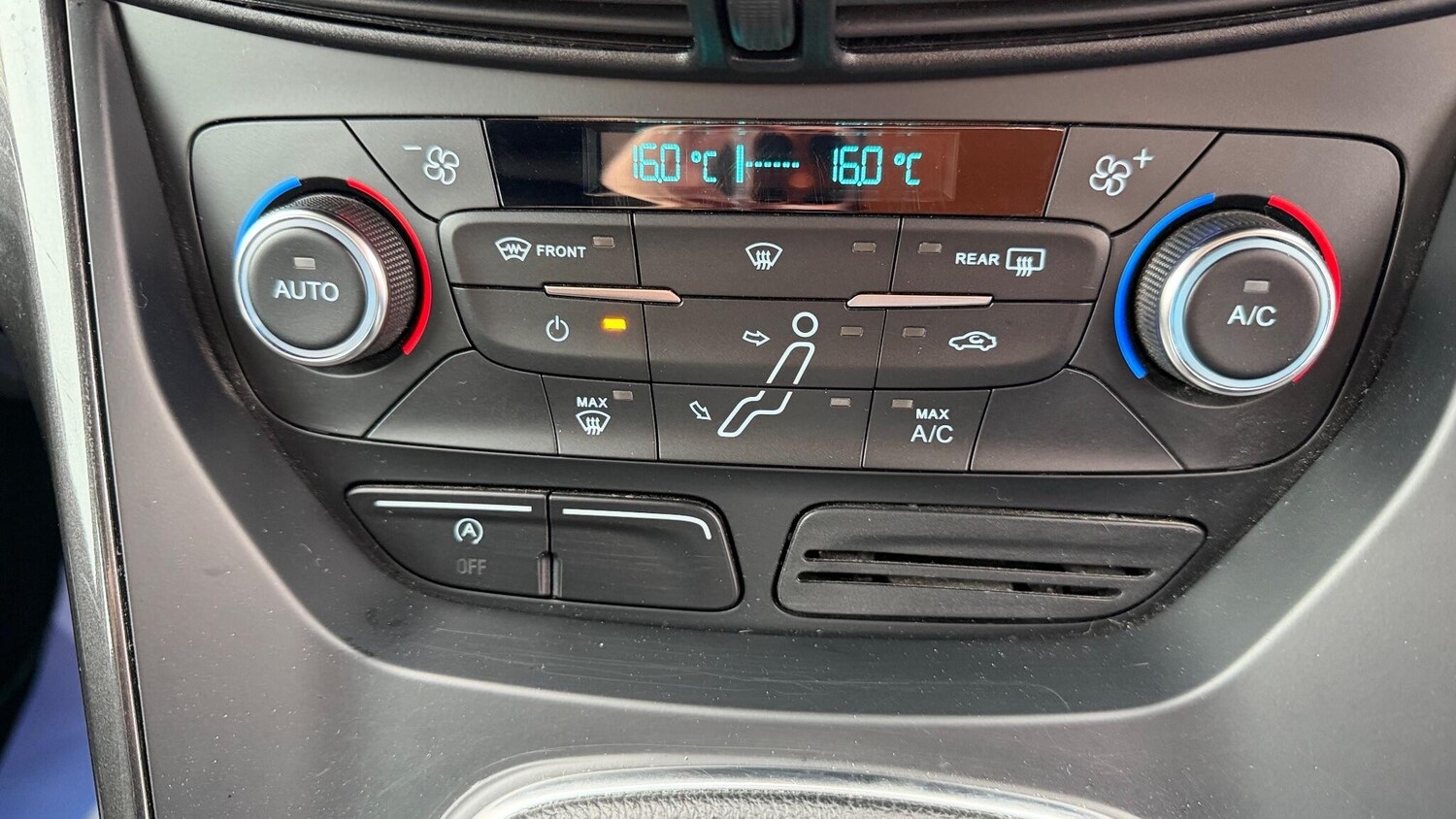 Used Ford C-Max 2017 for sale - 76297376: Photo 23