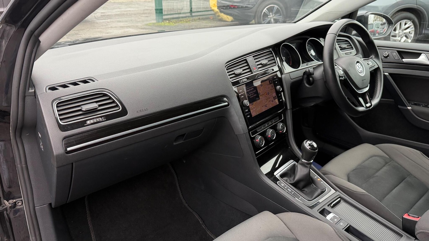 Used Volkswagen Golf 2018 for sale - 76501230: Photo 16