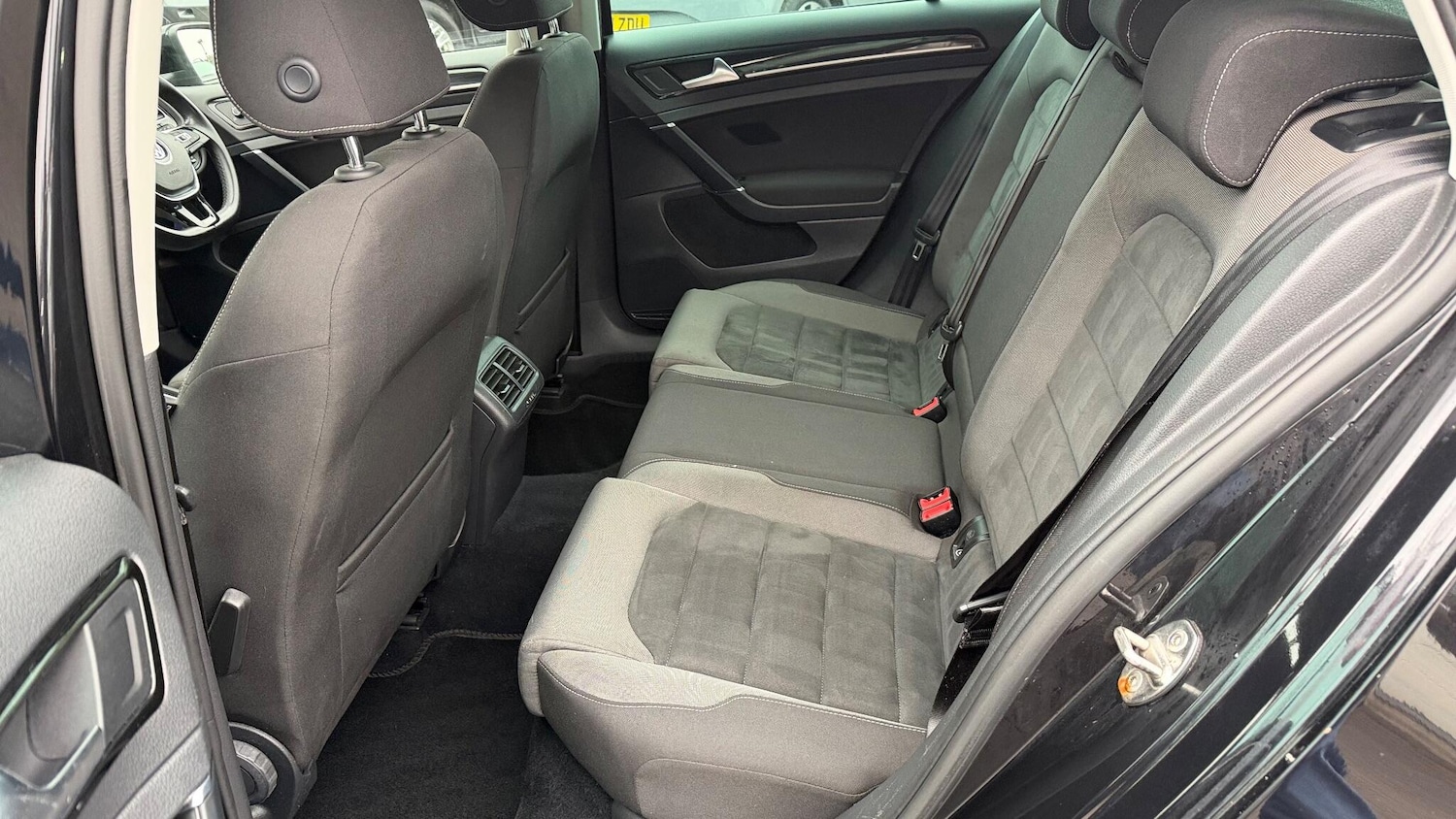 Used Volkswagen Golf 2018 for sale - 76501230: Photo 19