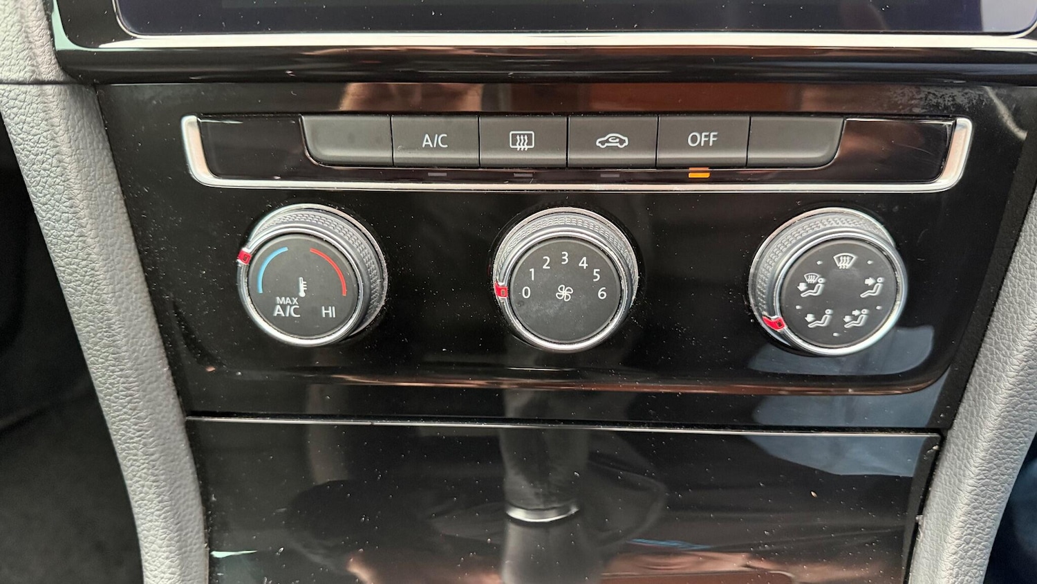 Used Volkswagen Golf 2018 for sale - 76501230: Photo 23