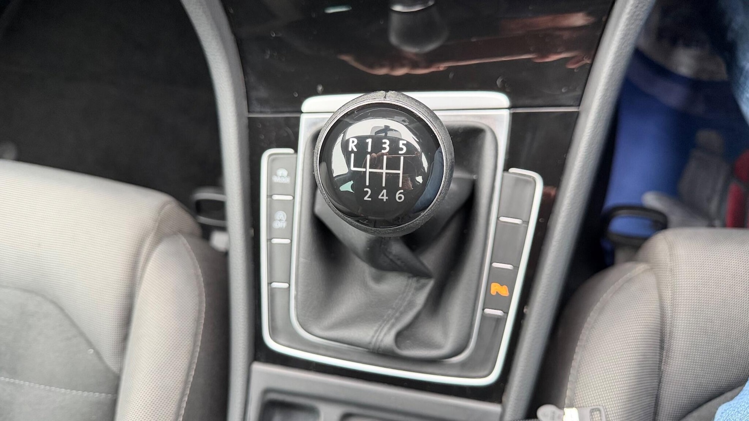 Used Volkswagen Golf 2018 for sale - 76501230: Photo 24