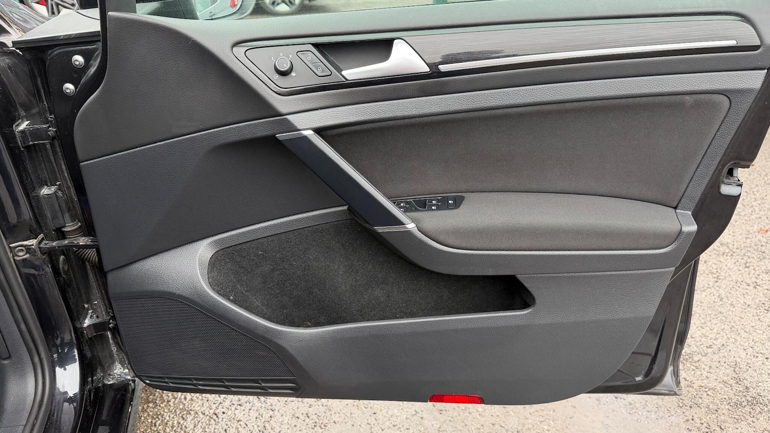 Used Volkswagen Golf 2018 for sale - 76501230: Photo 29