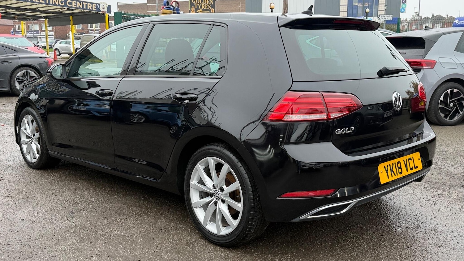 Used Volkswagen Golf 2018 for sale - 76501230: Photo 5