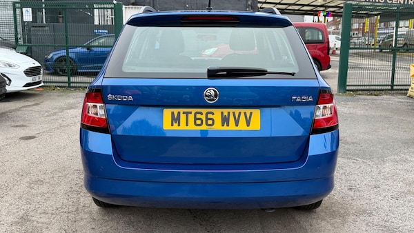 Used Skoda Fabia 2016 for sale - 76271843: Photo 4