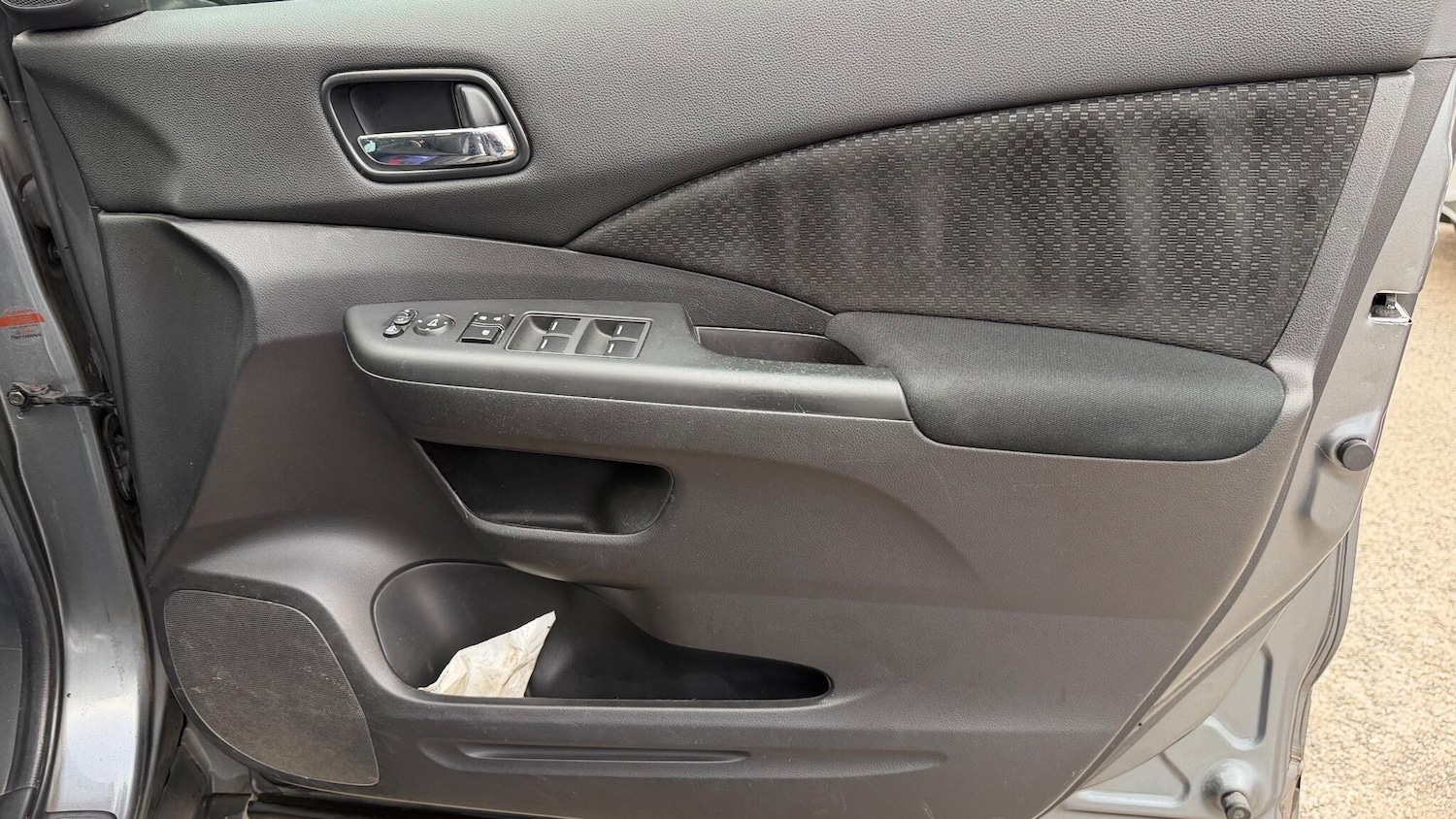 Used Honda CR-V 2015 for sale - 76229380: Photo 29