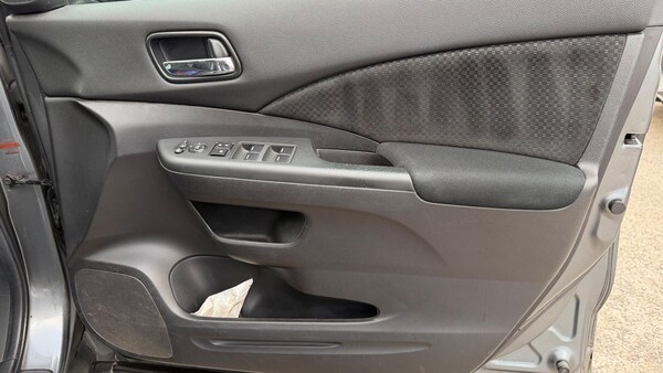 Used Honda CR-V 2015 for sale - 76229380: Photo 29