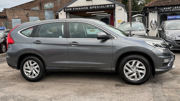 Used Honda CR-V 2015 for sale - 76229380: Photo 2