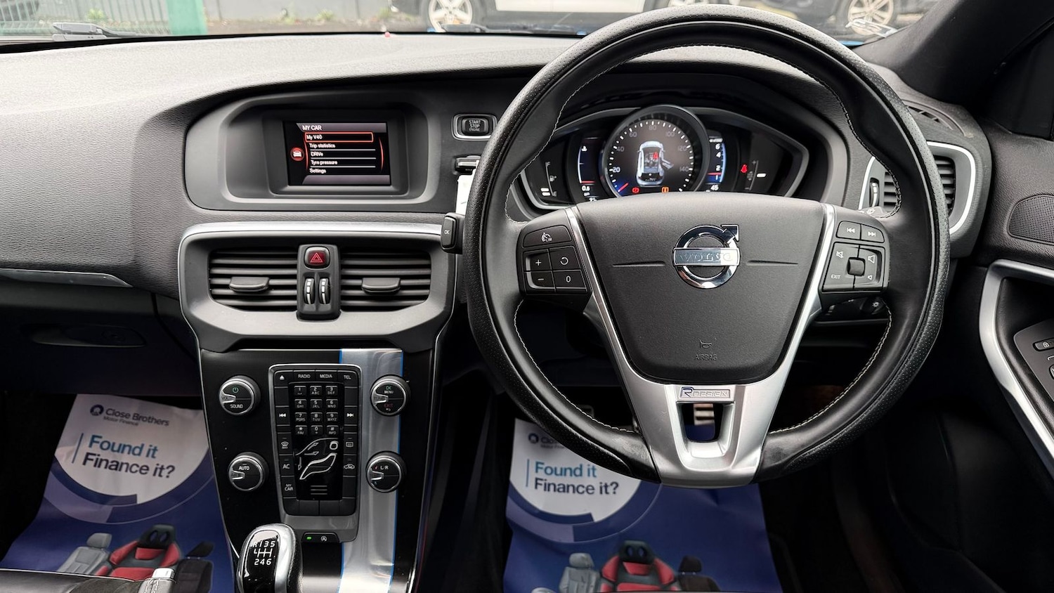 Used Volvo V40 2014 for sale - 77786332: Photo 10