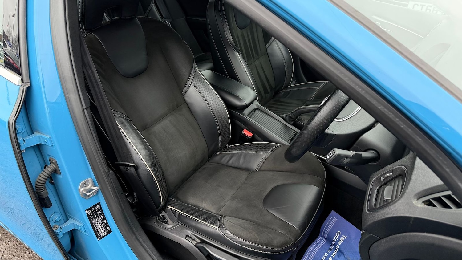 Used Volvo V40 2014 for sale - 77786332: Photo 14