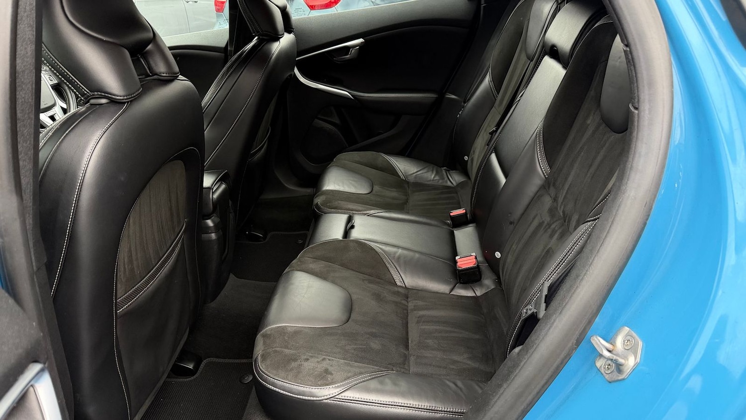 Used Volvo V40 2014 for sale - 77786332: Photo 18