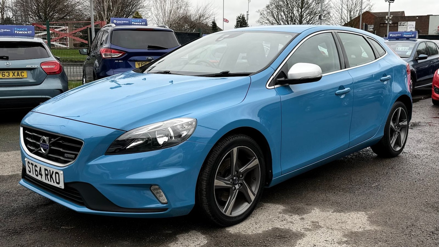 Used Volvo V40 2014 for sale - 77786332: Photo 7