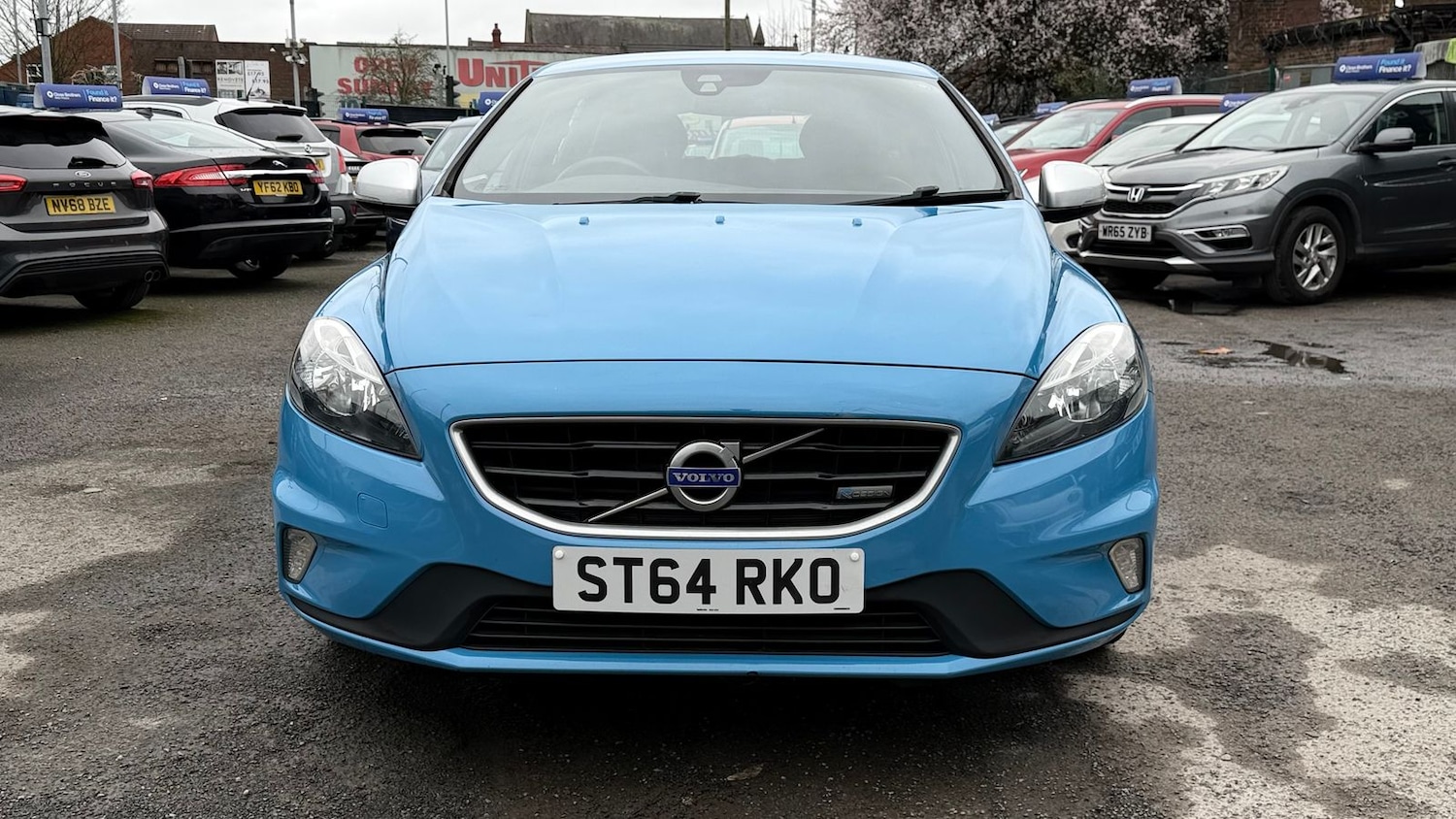 Used Volvo V40 2014 for sale - 77786332: Photo 8