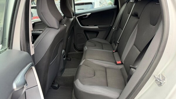 Used Volvo XC60 2015 for sale - 76217011: Photo 20