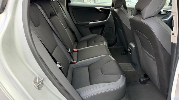 Used Volvo XC60 2015 for sale - 76217011: Photo 21