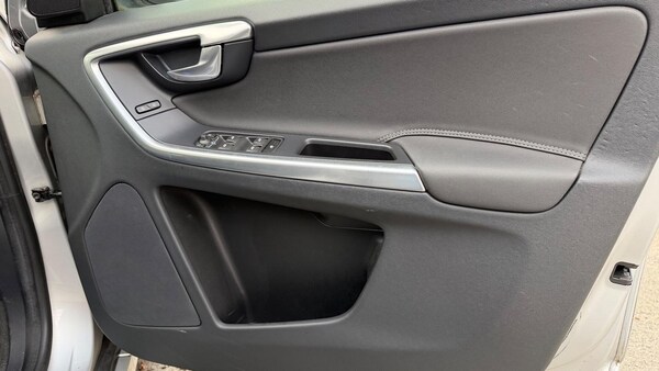 Used Volvo XC60 2015 for sale - 76217011: Photo 29