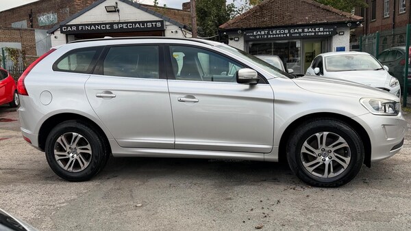 Used Volvo XC60 2015 for sale - 76217011: Photo 2