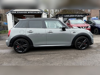 Used MINI Hatch 2017 for sale - 78187110: Photo