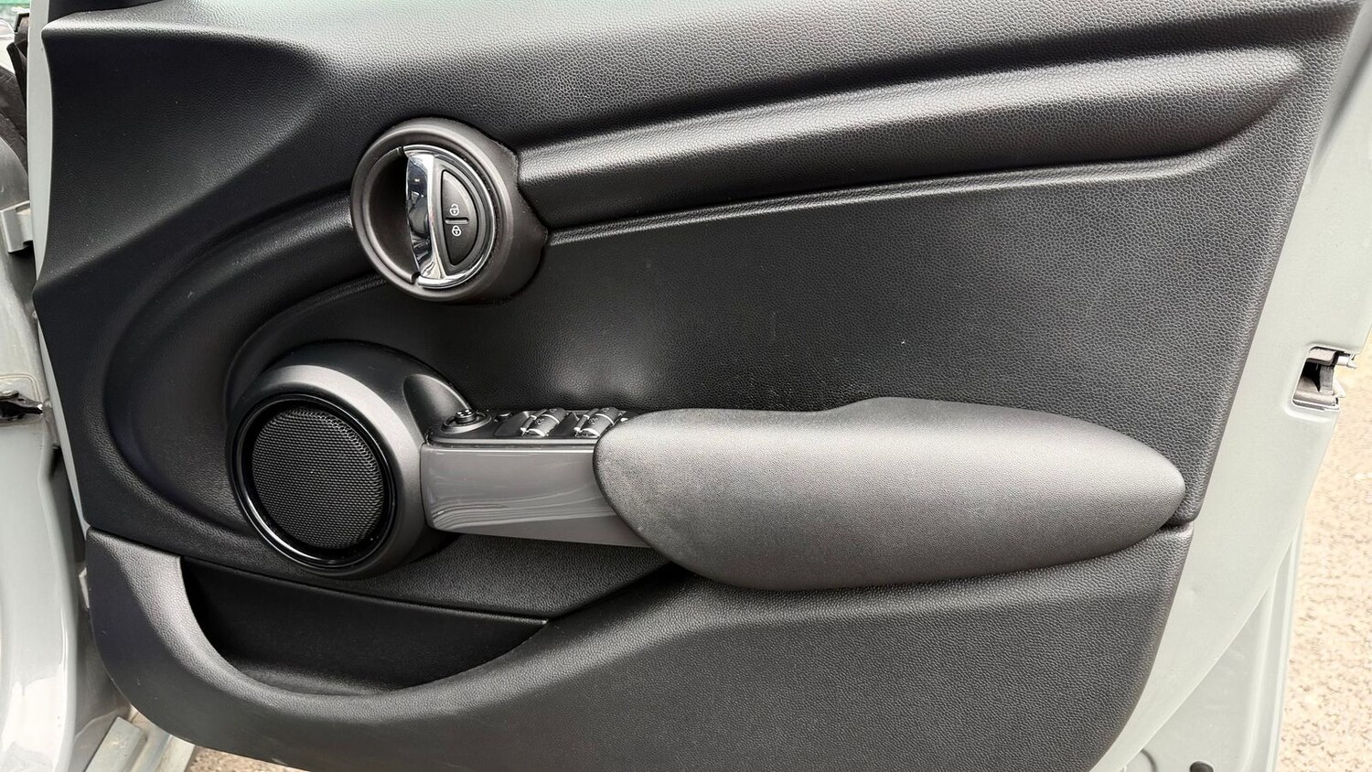 Used MINI Hatch 2017 for sale - 78187110: Photo 31