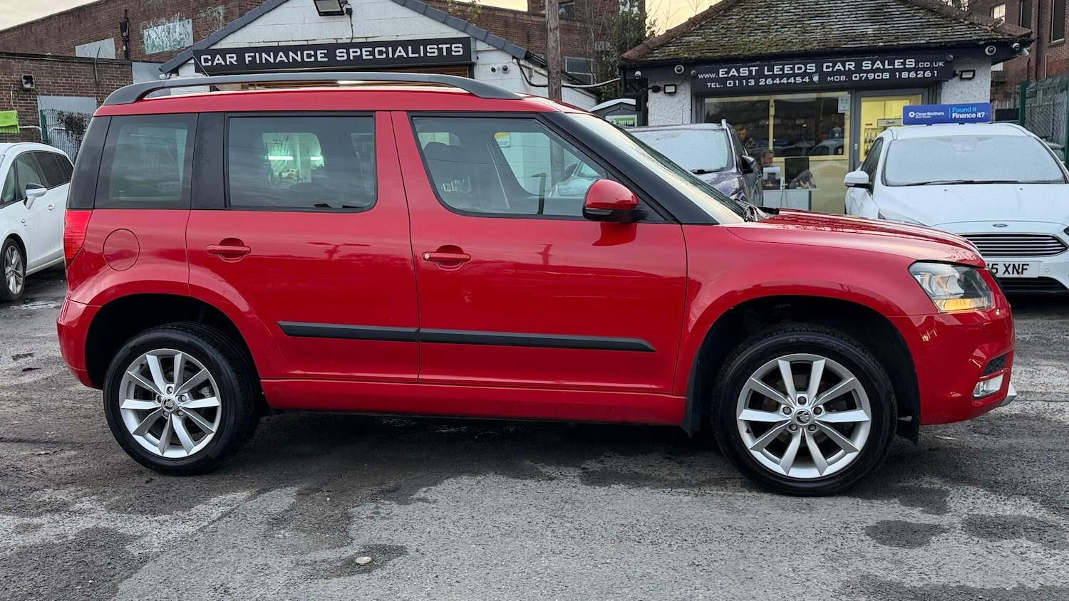 Used Skoda Yeti 2015 for sale - 76648144: Photo 2