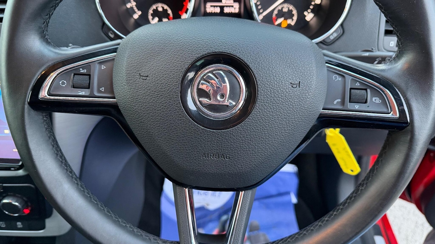 Used Skoda Yeti 2015 for sale - 76648144: Photo 28