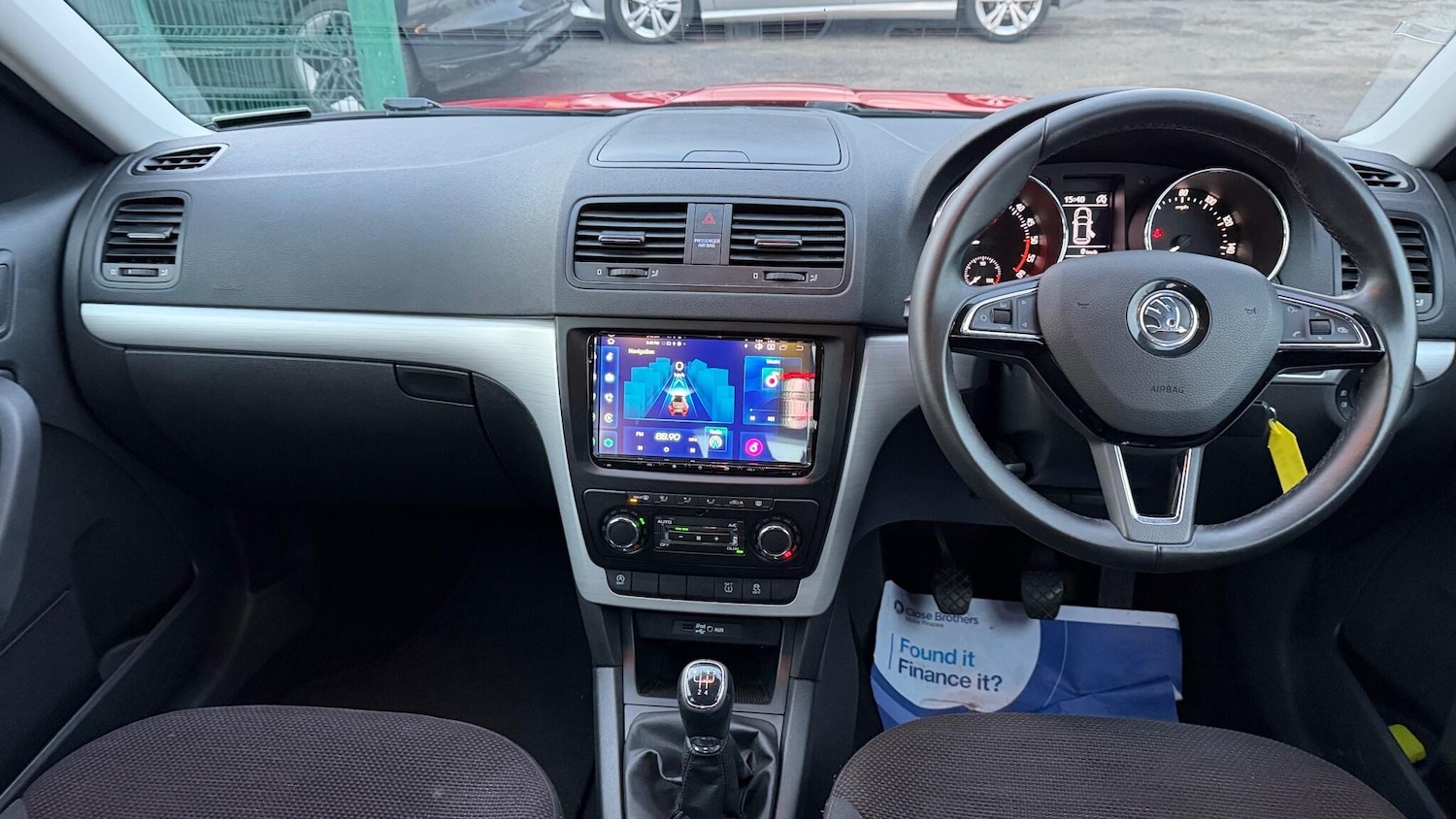 Used Skoda Yeti 2015 for sale - 76648144: Photo 9