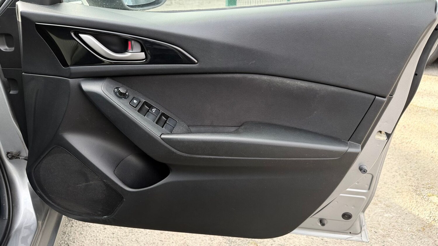 Used Mazda Mazda3 2016 for sale - 77971944: Photo 28