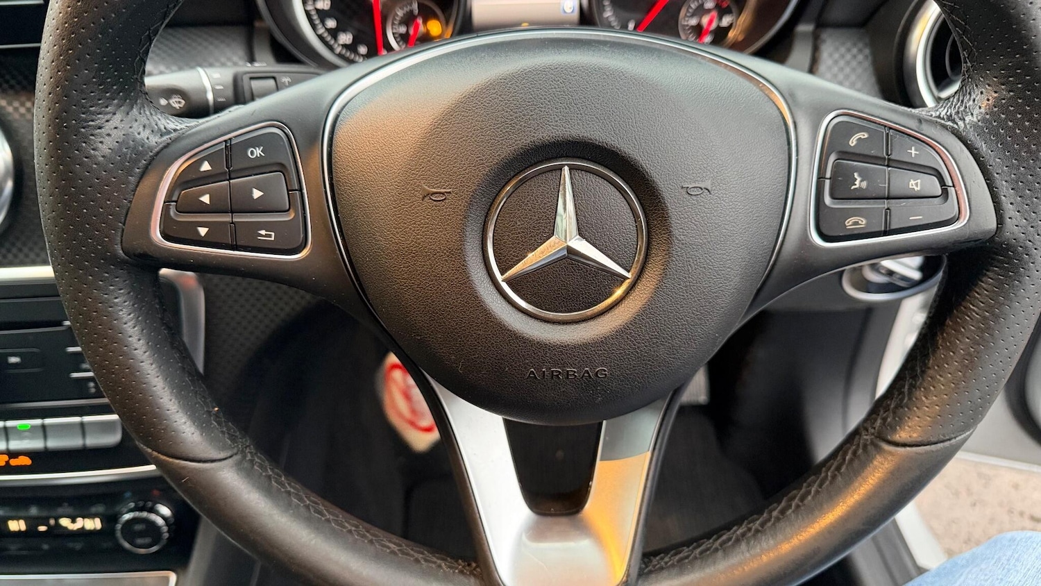 Used Mercedes-Benz A-Class 2017 for sale - 77614595: Photo 27