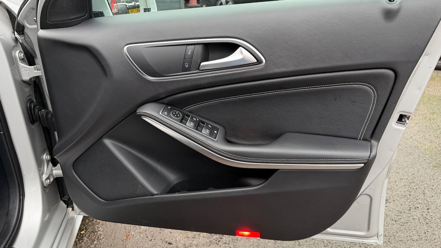 Used Mercedes-Benz A-Class 2017 for sale - 77614595: Photo 30