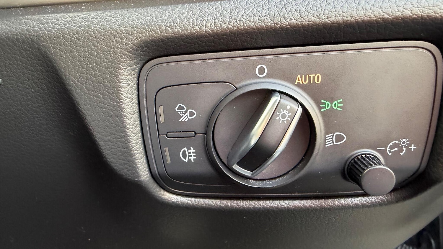 Used Audi A3 2016 for sale - 76745465: Photo 29