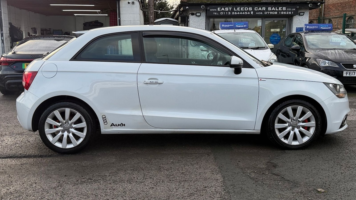 Used Audi A1 2012 for sale - 77169443: Photo 2