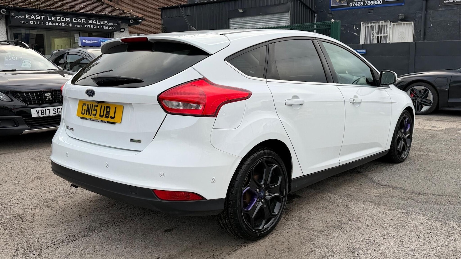 Used Ford Focus 2015 for sale - 76229364: Photo 3