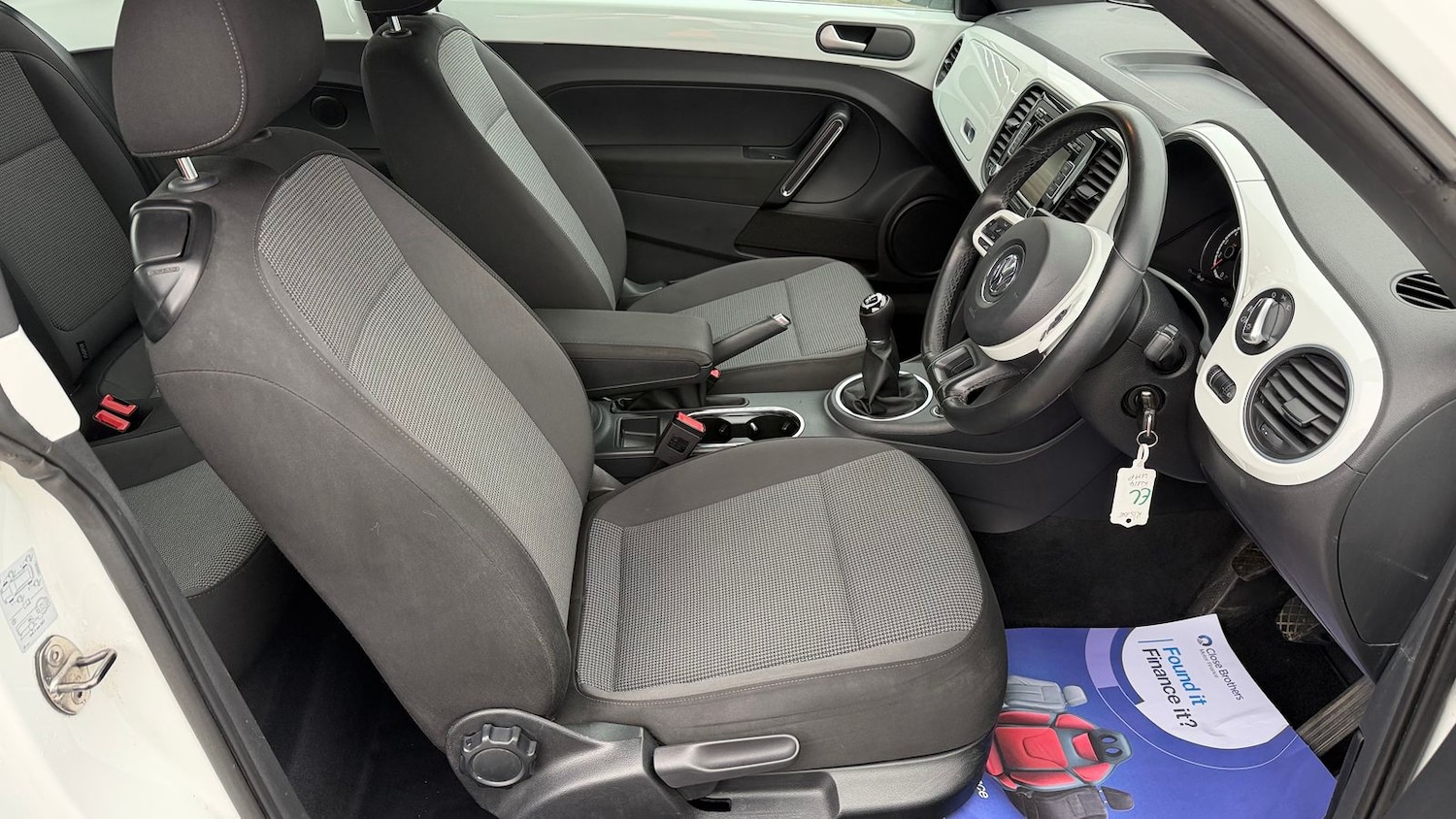 Used Volkswagen Beetle 2014 for sale - 77648224: Photo 13