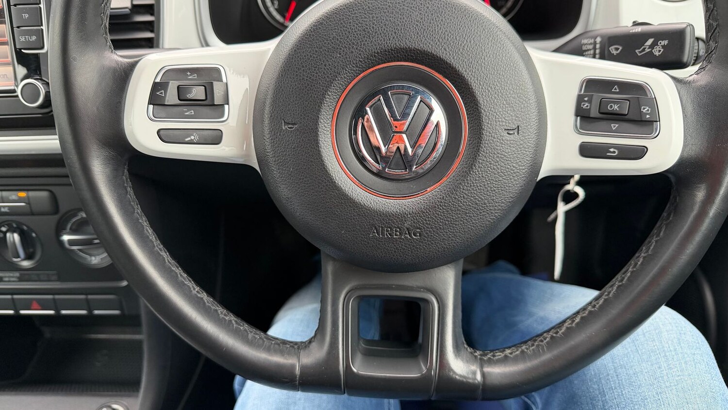 Used Volkswagen Beetle 2014 for sale - 77648224: Photo 24