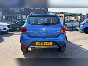 Used Dacia Sandero Stepway 2018 for sale - 79522642: Photo