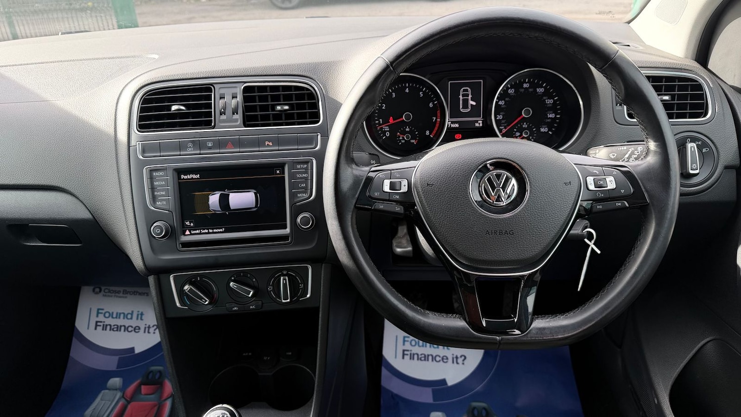 Used Volkswagen Polo 2016 for sale - 77726237: Photo 10