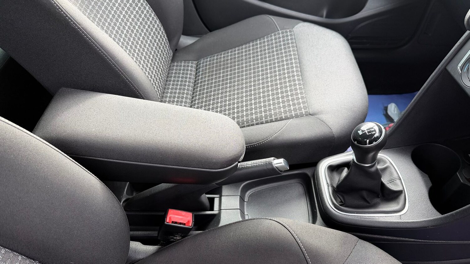 Used Volkswagen Polo 2016 for sale - 77726237: Photo 30