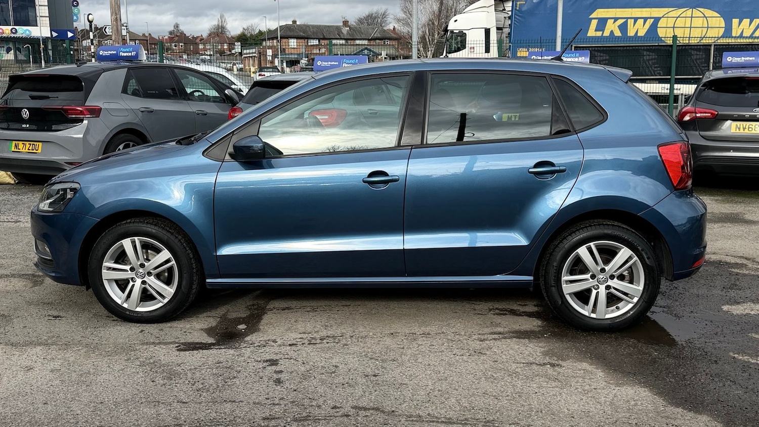 Used Volkswagen Polo 2016 for sale - 77726237: Photo 6