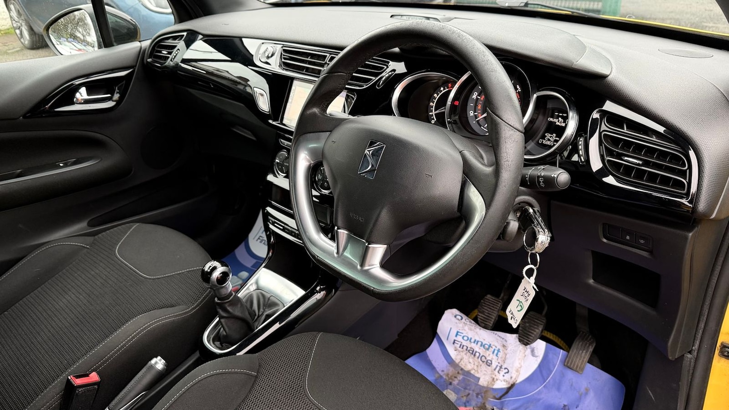 Used DS Automobiles DS 3 2015 for sale - 77307782: Photo 12