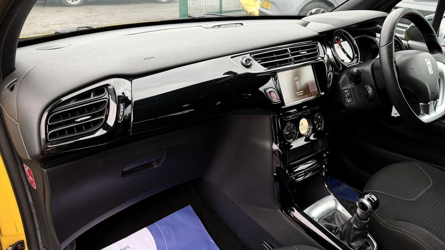 Used DS Automobiles DS 3 2015 for sale - 77307782: Photo 15