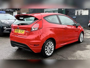 Used Ford Fiesta 2014 for sale - 77786333: Photo