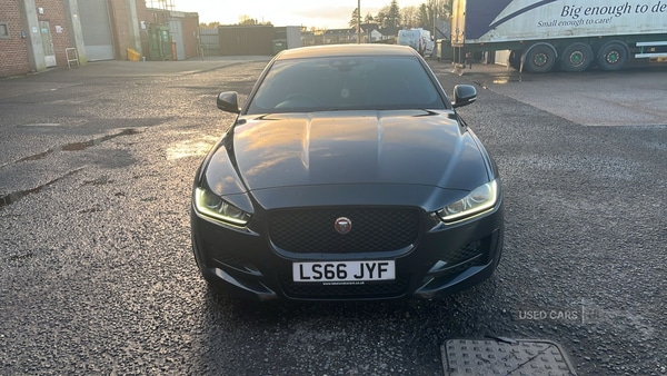 Used Jaguar XE 2016 for sale - 77401043: Photo 2