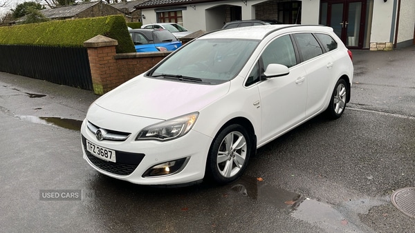 Used Vauxhall Astra 2014 for sale - 76942757: Photo 3