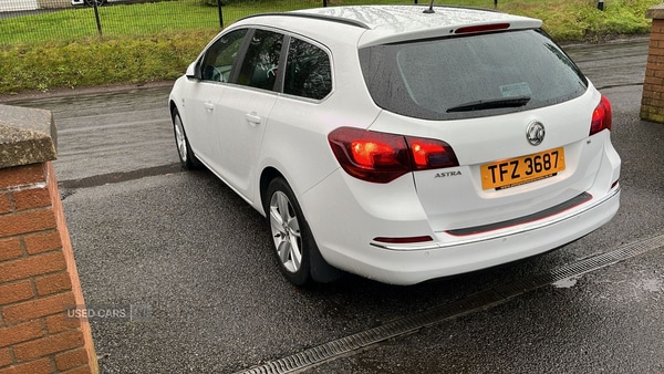 Used Vauxhall Astra 2014 for sale - 76942757: Photo 8