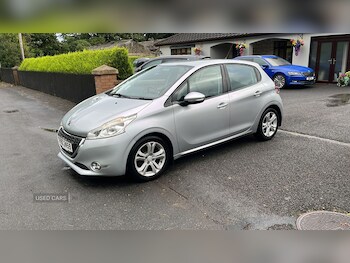Used Peugeot 208 2013 for sale - 75747776: Photo