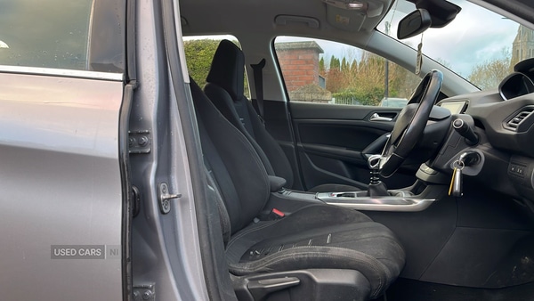 Used Peugeot 308 2014 for sale - 76743804: Photo 11