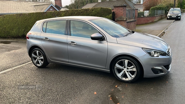Used Peugeot 308 2014 for sale - 76743804: Photo 6