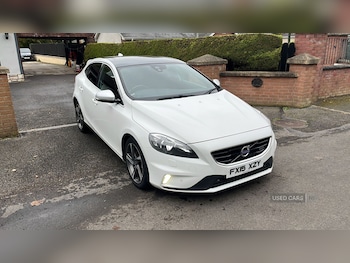 Volvo - V40