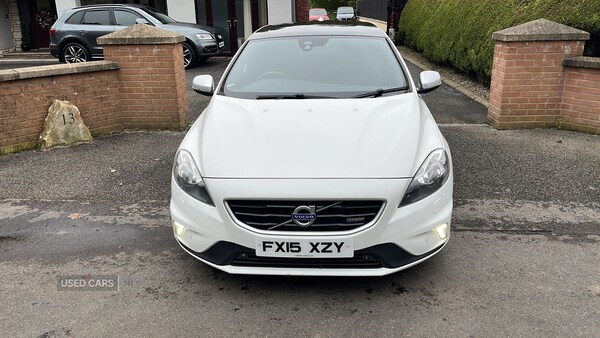 Used Volvo V40 2015 for sale - 76284825: Photo 2