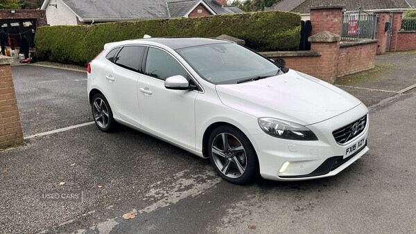 Used Volvo V40 2015 for sale - 76284825: Photo 4