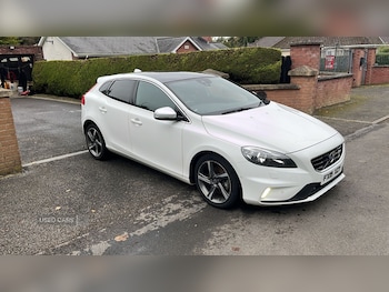 Used Volvo V40 2015 for sale - 76284825: Photo 4